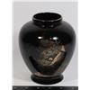 Image 1 : 5 3/4" x 4 3/4" JAPANESE VASE - MARKED ON BOTT