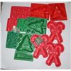 Image 1 : 11 VINTAGE CHRISTMAS JELL-O MOLDS