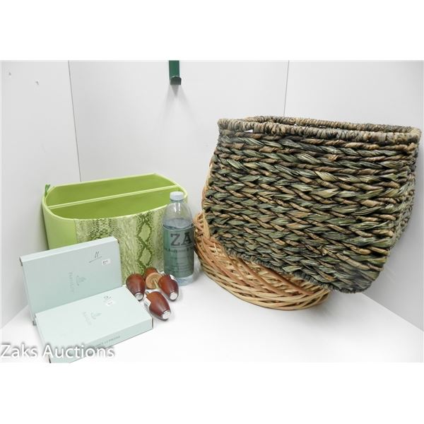 MISC LOT OF PARTYLITE CANDLES, WOODEN LEGS, SEAGRASS BASKET +