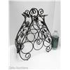 Image 1 : METAL GRAPE THEMES WINE BOTTLE HOLDER