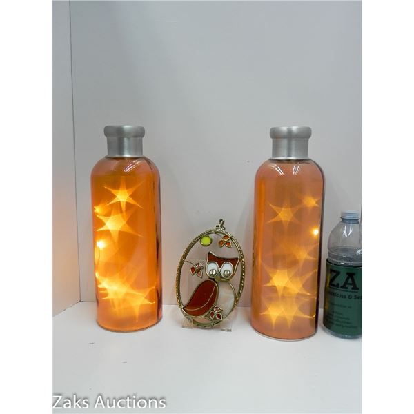 LOT OF 2 BATTERY OPERATED DECOR (WORKING) AND ADORABLE OWL GLASS WINDOW DECOR