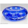 Image 3 : BLUE ETCHED GLASS ASHTRAY