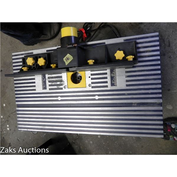 MASTERCRAFT ROUTER TABLE 54-6903-8