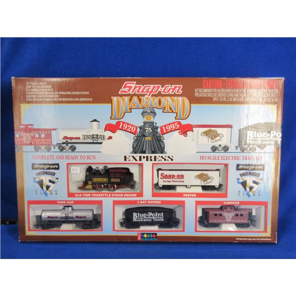 Snap-On Diamond Express HO Scale Electric Train Set