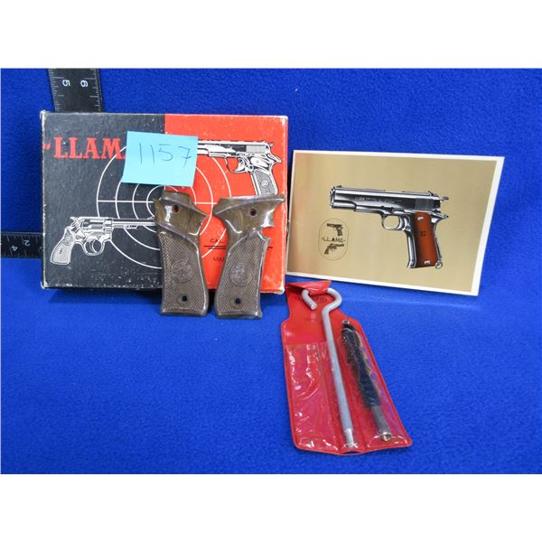 22 Cal. Llama Box with Grips, Cleaning Rod and Instructions
