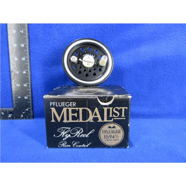 NEW - Pflueger Medalist Fly Reel Spare Spool - 1" Spool