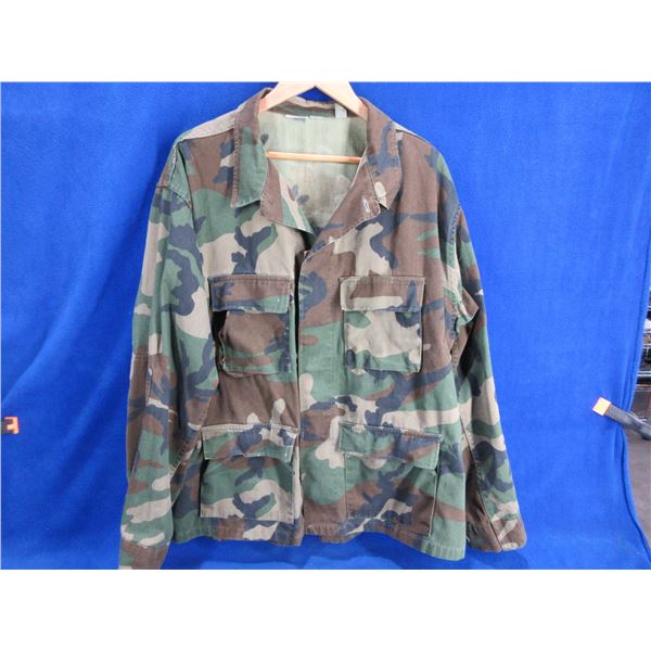 Thermo-King Plaid/ Orange Reversible Vest & Camo Jacket