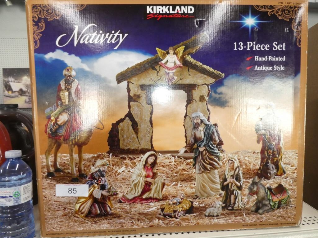 Kirkland signature nativity 13piece set