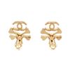 Image 2 : Chanel Coco Crossbone Earrings Gold Plated Metal