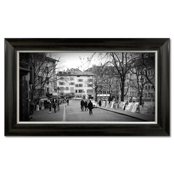 Lazy Saturday by Aronov, Misha