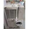 Image 10 : General Electric GMR06AAPAWW Mini Refrigerator & LG LP0817WSR Portable Air Conditioner