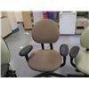 Image 4 : Round Table & 5 Rolling Office Armchairs w/ Upholstered Backs & Seats, Misc Styles & Sizes