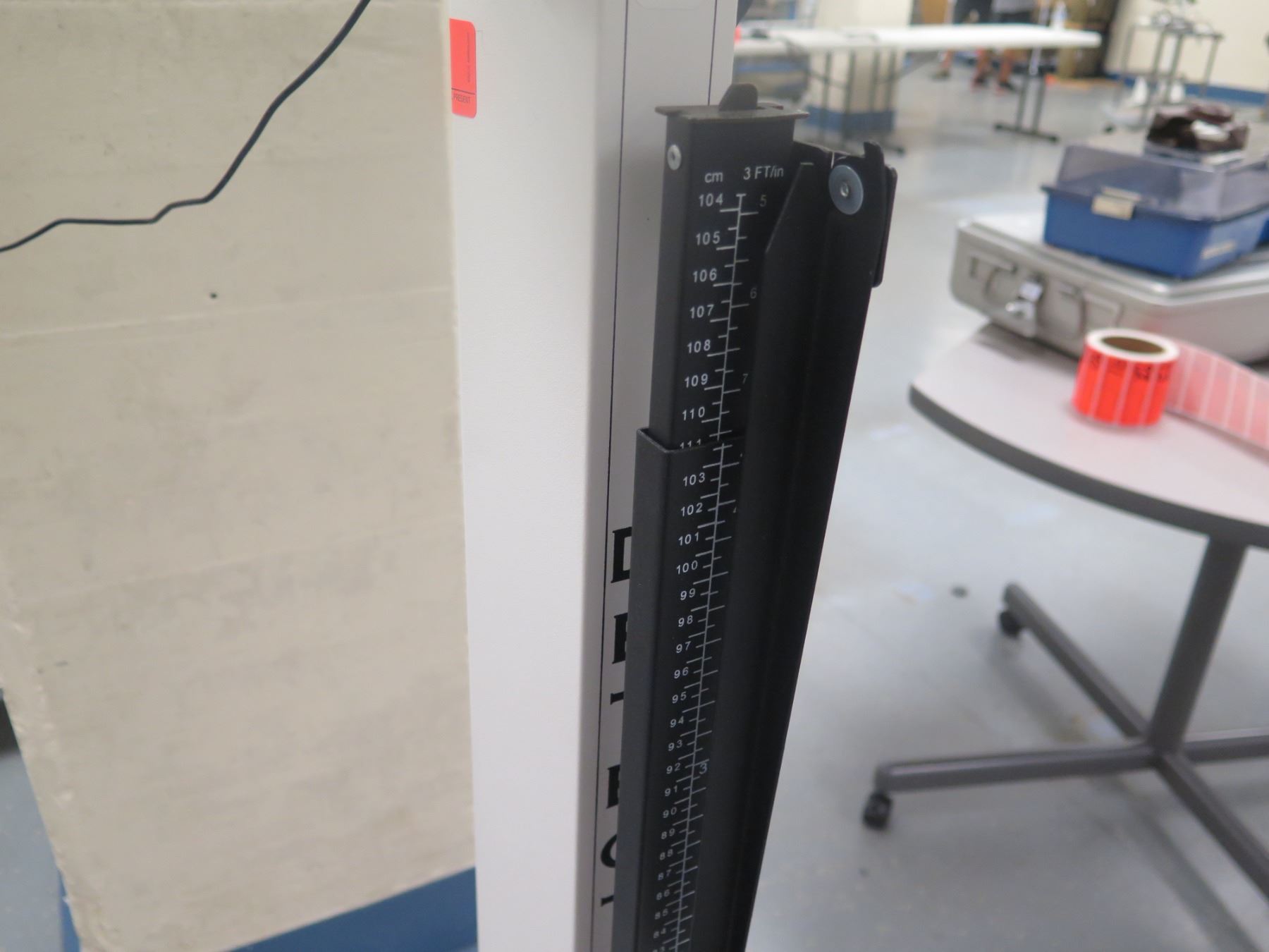 758c Detecto 758C Weight Scale w/ Electronic Display - Oahu Auctions