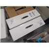 Image 7 : Qty 2 Boxes Air Handler 5W921 Rigid Cell Air Filters