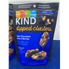 Image 2 : Kind Dipped Clusters Dark Chocolate Nuts & Berries (4 x 113g)