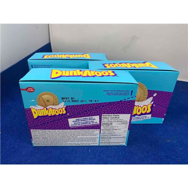 DunkAroos Vanilla Cookies with Rainbow Sprinkles Frosting (3 x 6 x 42g)