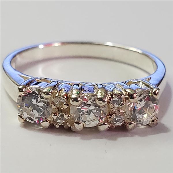 Silver Cubic Zirconia Ring (~Size 8)(Ring is resizable for $40) (~length 0inches) (~weight 3.12g), S