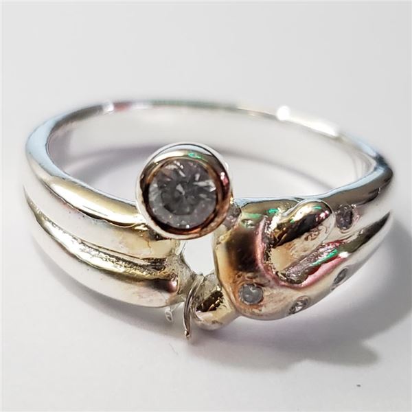 Silver Cubic Zirconia Ring (~Size 7.5)(Ring is resizable for $40) (~length 0 inches) (~weight 4.94g)