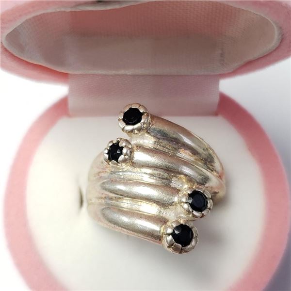 Silver Black Onyx Ring (~Size 0) (~length 0 inches), Suggested Retail Value $200
