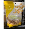 Image 1 : CASE LOT - Roasted Salted Cashews 12 x 225g