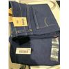 Image 1 : Levi's 314 Shaping Straight Mid Rise Jeans 29x32