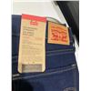 Image 4 : Levi's 314 Shaping Straight Mid Rise Jeans 29x32