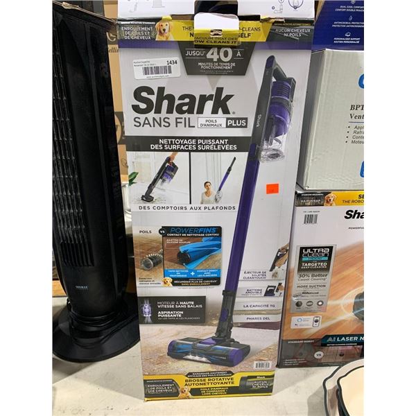 Shark Pet Pro Cordless Stick Vac - HAS CHARGE CORD