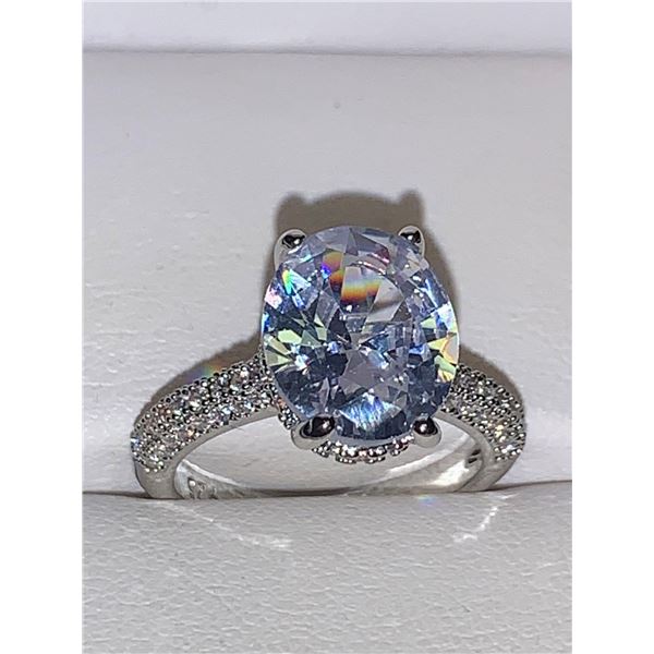 Ladies Brilliant round Cut 1.10 Carat Solitaire Ring