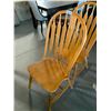 Image 2 : Maple Spindle Back Dinning Chairs - LOT of 2