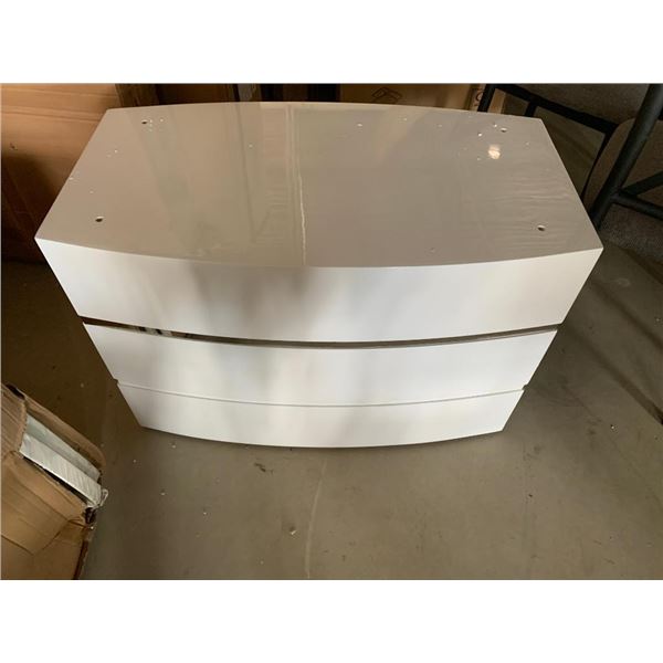 white Laquer dinning Table Base