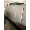 Image 2 : Grey Upholstered King Size Head Board