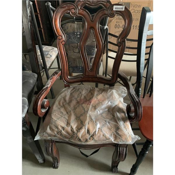 Queen Anne Style Reading Room Arm Chair