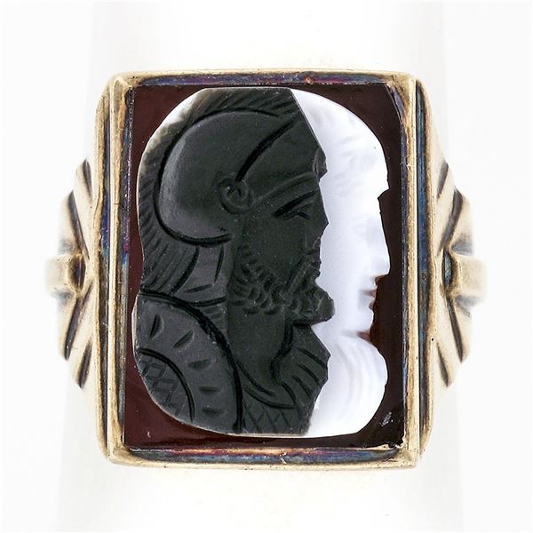 Antique Victorian 14k Gold White & Black Agate Double Cameo on Carnelian Ring