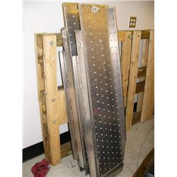 CHOICE on 2 Folding Aluminum Loading Ramps