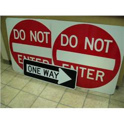 2 Do Not Enter Signs and 1 One Way Sign