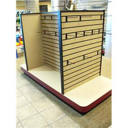 CHOICE on 2 Slatted Wall, Floor Four Sided Display