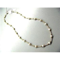 Gold and Pearl Necklace (27)