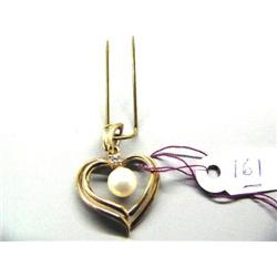 Pearl and Diamond and Gold Pendant (27)