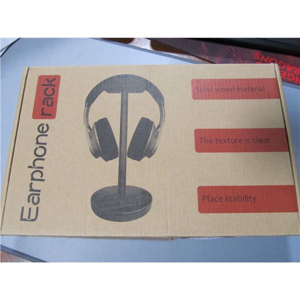 beech earphone rack