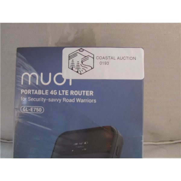 portable 4g LTE router