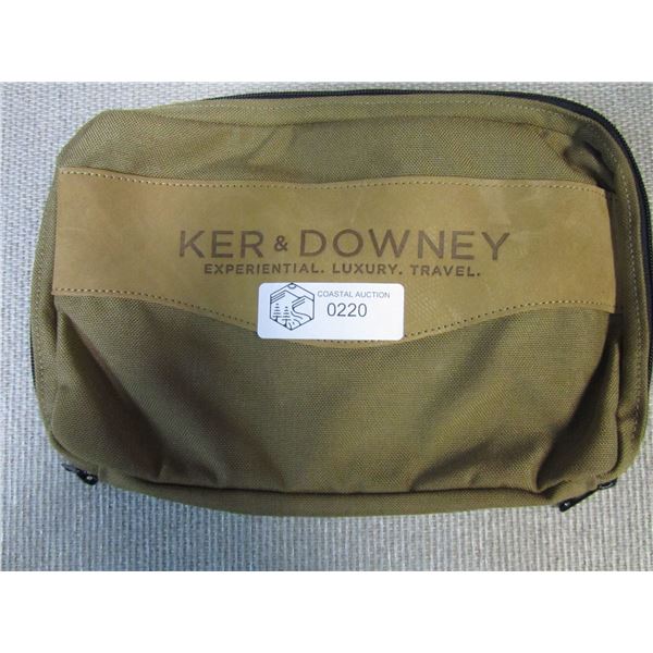 KER & DOWNEY Travel Bag with shoulder strap