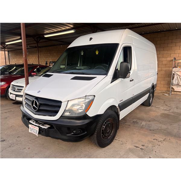 2015 Mercedes Sprinter 2500 Van - CLEAN/222,192