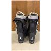 Image 10 : PAIR OF ATOMIC 24.5 SKI BOOTS, PREDATOR HELMET SIZE LARGE AND TENNIS RACKET