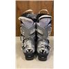 Image 9 : PAIR OF ATOMIC 24.5 SKI BOOTS, PREDATOR HELMET SIZE LARGE AND TENNIS RACKET