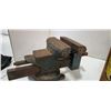 Image 2 : 5 INCH BENCH VISE, SMALL METAL BENDER ROLLER, AND SMALL SLEDGE HAMMER