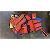 Image 2 : LOT OF ASSORTED LIFE JACKETS