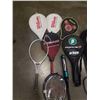 Image 2 : TOTE OF ASSORTED TENNIS RACQUETS