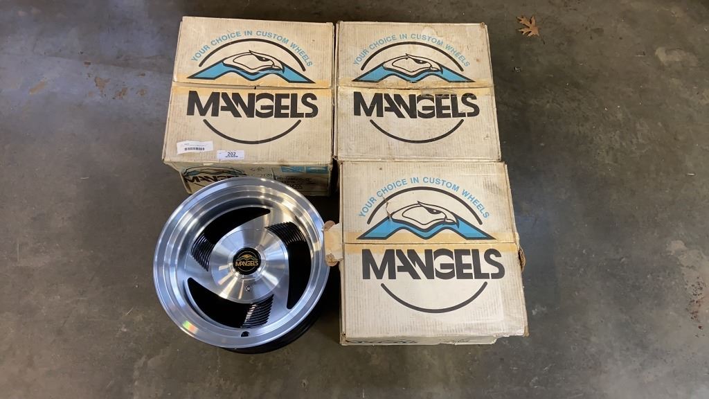 SET OF 4 NEW MANGELS MADE IN BRAZIL 15 INCH RIMS, 8X15 AND 5 BOLT PATTERN
