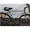 Image 3 : SILVER RALEIGH BIKE