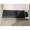 Image 2 : MICROSOFT WIRELESS 900 DESKTOP KEYBOARD AND MOUSE TESTED AND WORKING - RETAIL $78